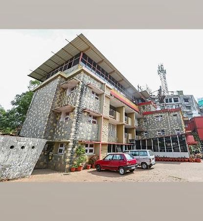 Hotel Caveri Madikeri Exterior photo